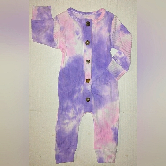 NWT Infants 12mo Pretty Purple Tie-dye knit long sleeve Gradient Jumpsuit - Picture 2 of 11